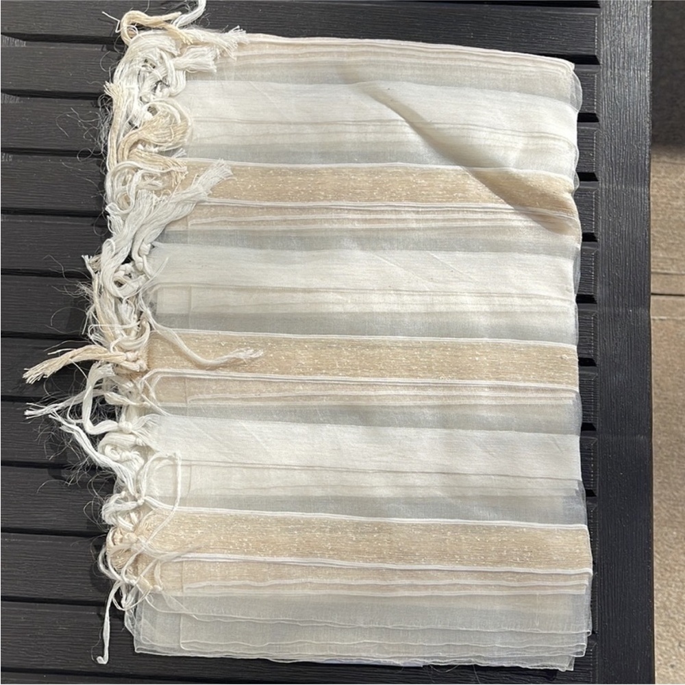 Elegant Cream/Neutral Sheer Scarf NWT
